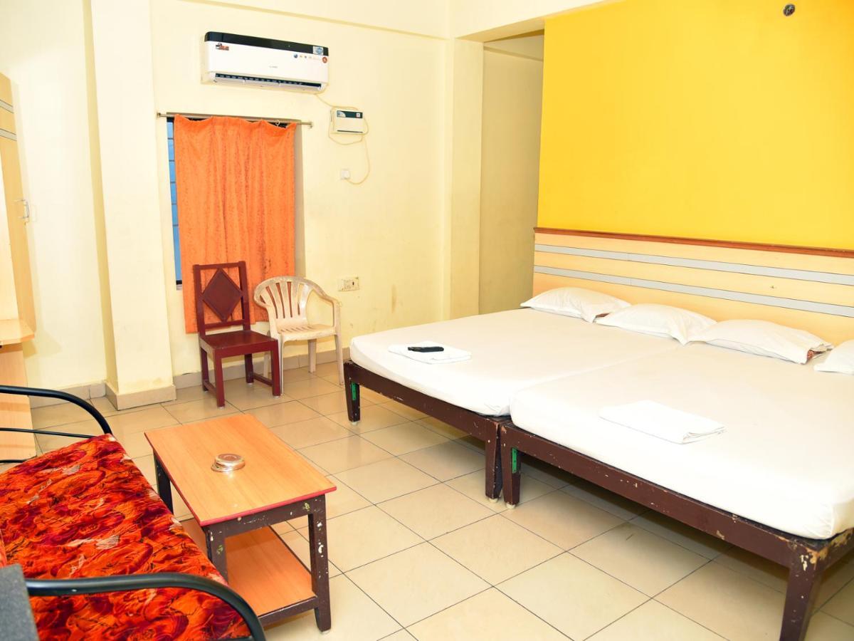 Hotel Aditya Pondicherry Exterior foto